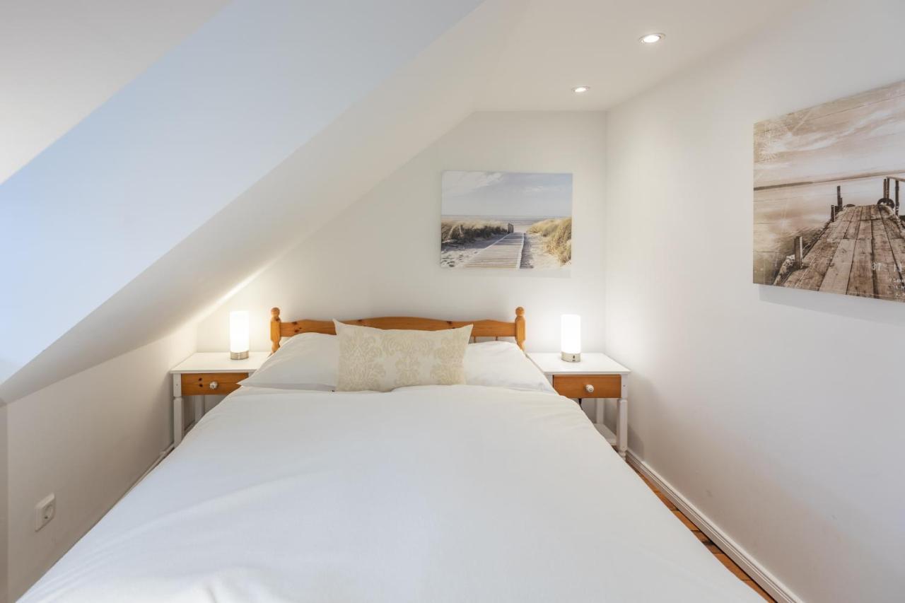 Dat Witte Huus Husum  Extérieur photo